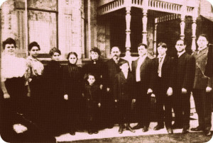 The Shwayder Famy Photo, 1905, #WS0277