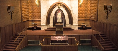 Inside Temple De Hirsch, Seattle