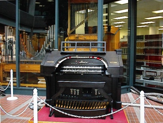 The Giant Gross-Alaska Pipe Organ