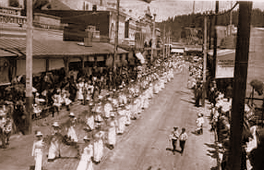 Grass Valley Parade 1900's, Vintage Postcard